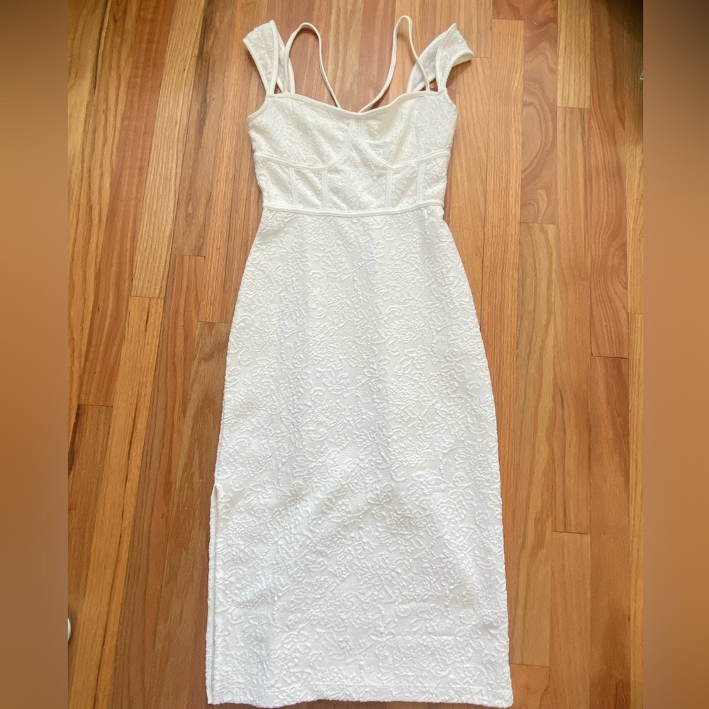 Anthropologie white dress, size small, great condition, worn once